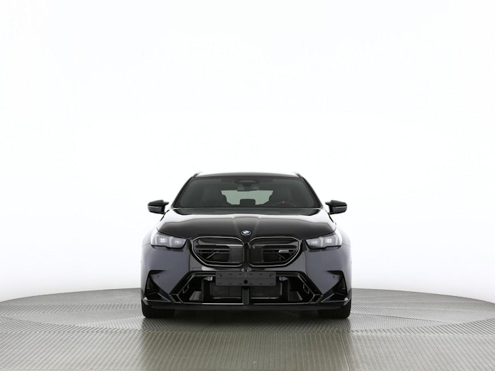 Vehicle image BMW 5 SERIES