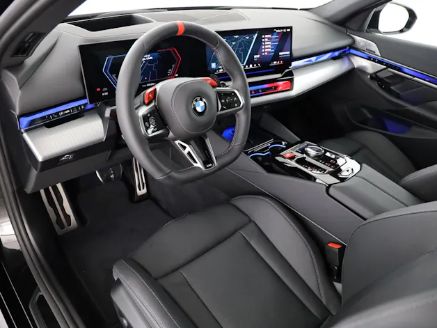 BMW M5 xDrive Touring