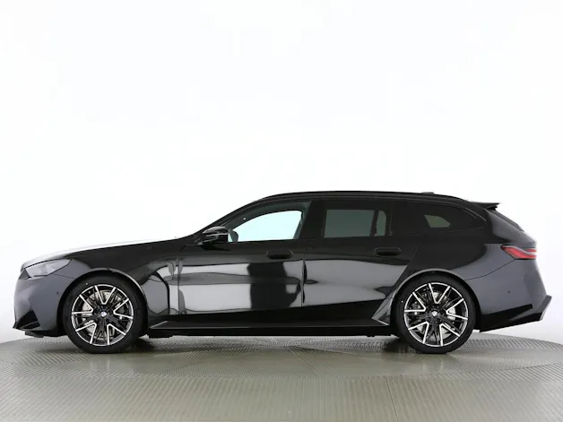 BMW M5 xDrive Touring
