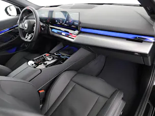BMW M5 xDrive Touring