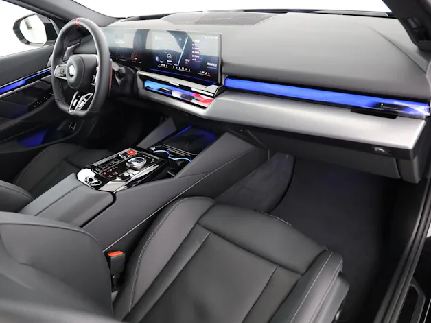 BMW M5 xDrive Touring