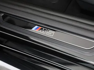 BMW M5 xDrive Touring
