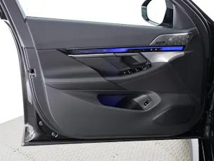 BMW M5 xDrive Touring
