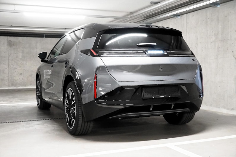 Vehicle image ZEEKR 7X