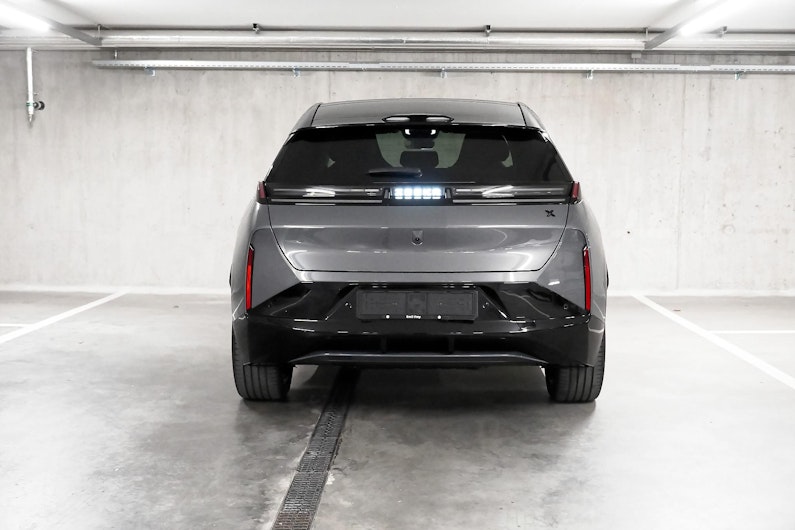 Vehicle image ZEEKR 7X