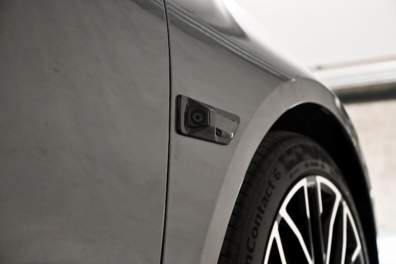 Vehicle image ZEEKR 001