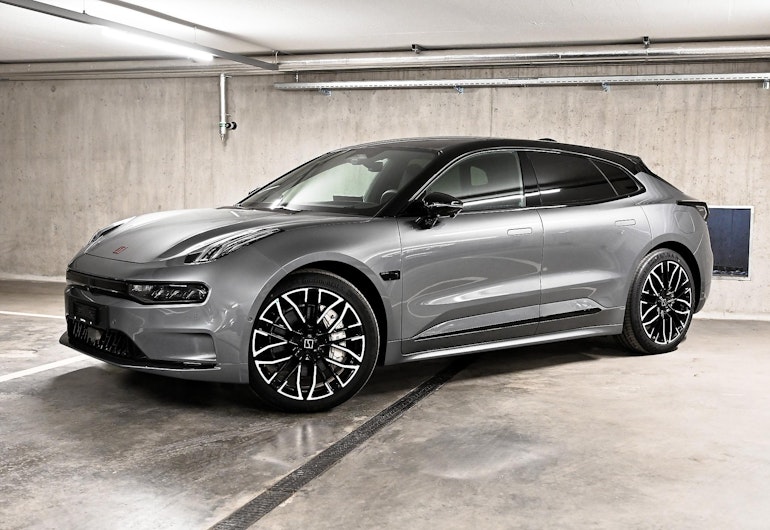 Vehicle image ZEEKR 001