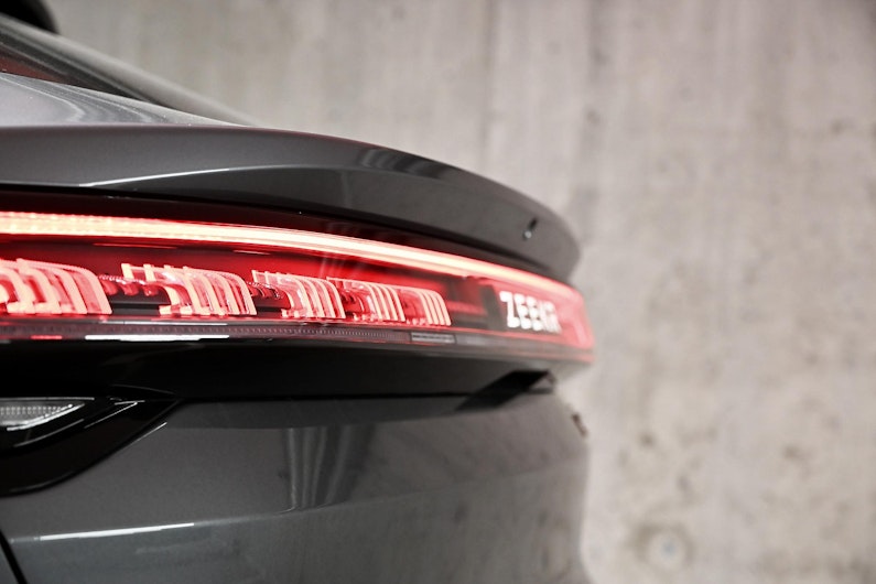 Vehicle image ZEEKR 001