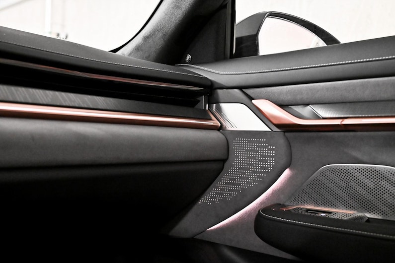 Vehicle image ZEEKR 001