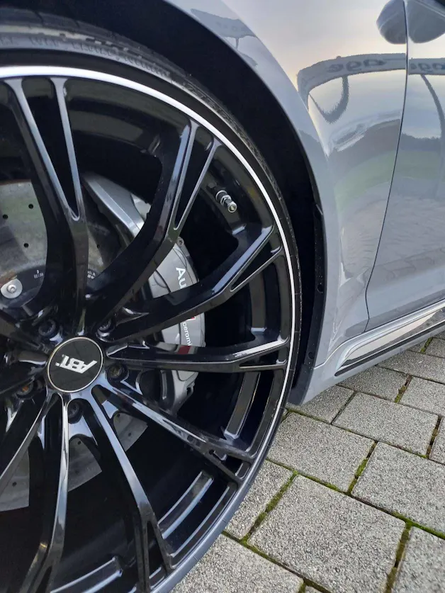 Audi RS4 Avant 2.9 V6 TFSI quattro T-Tronic