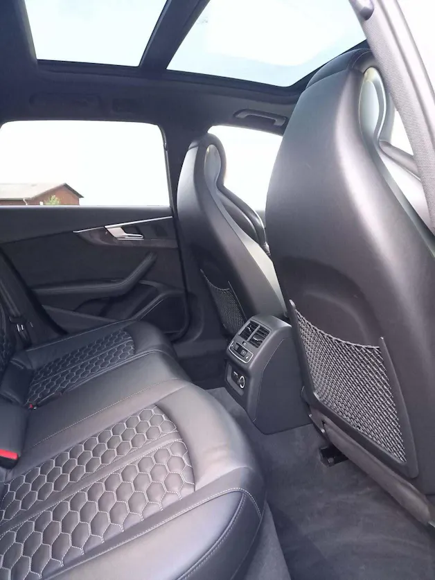 Audi RS4 Avant 2.9 V6 TFSI quattro T-Tronic