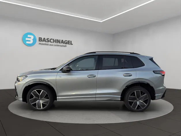 VW Tiguan 2.0 TSI DSG R-Line 4Motion