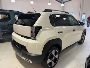 Fiat Grande Panda MHEV La Prima