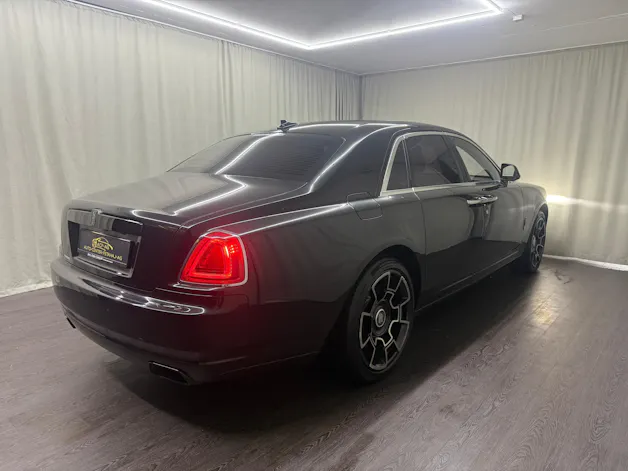 Rolls Royce ROLLS-ROYCE Ghost 6.6 V12 Black Badge