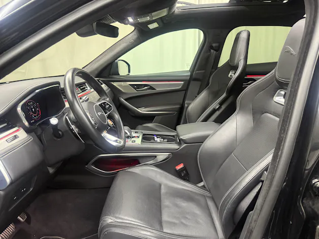 Jaguar F-Pace 3.0 P400 R-Dynamic MHEV HSE AWD