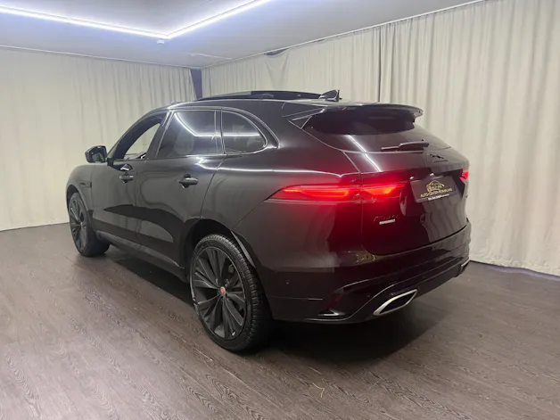 Jaguar F-Pace 3.0 P400 R-Dynamic MHEV HSE AWD