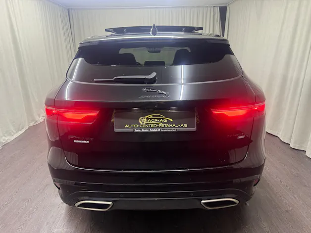 Jaguar F-Pace 3.0 P400 R-Dynamic MHEV HSE AWD