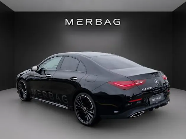 Mercedes-Benz CLA 220 d 8G-DCT