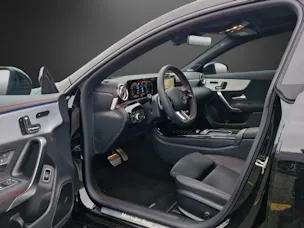 Mercedes-Benz CLA 220 d 8G-DCT