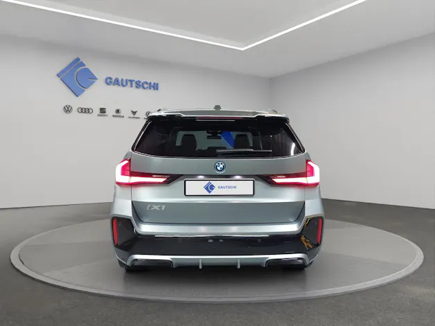 BMW iX1 xDrive 30
