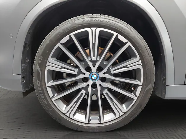 BMW iX1 xDrive 30