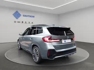 BMW iX1 xDrive 30