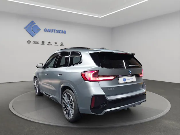 BMW iX1 xDrive 30