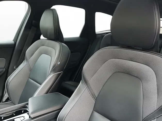 Volvo XC60 2.0 T8 TE XCENTRIC eAWD