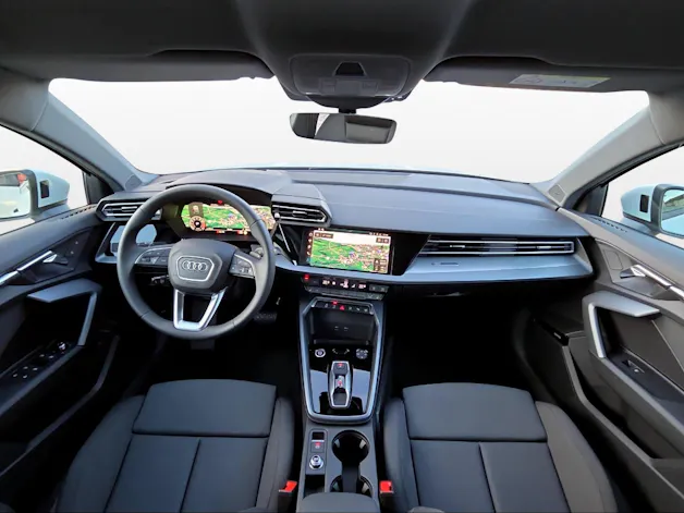 Audi A3 Sportback TFSI 110 kW S line Attraction S tronic