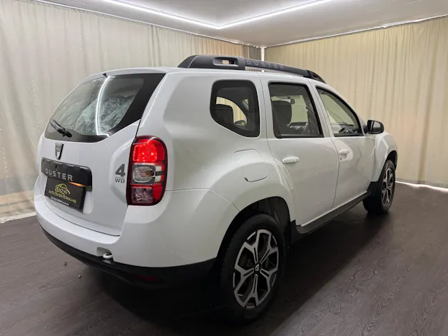 Dacia Duster 1.2 T Lauréate 4x4