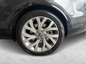 https://vehicle.imgix.net/4070658/87033fed-bdfb-462d-b87d-f2bb822e3306.jpg