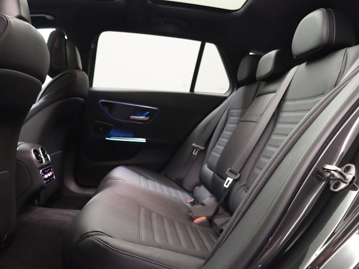 Vehicle image MERCEDES-BENZ C 220