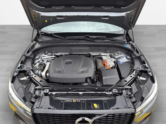 Volvo XC60 T6 eAWD R-Design Geartronic