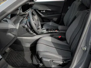 Peugeot 2008 1.2 Hybrid 145 Allure Premium
