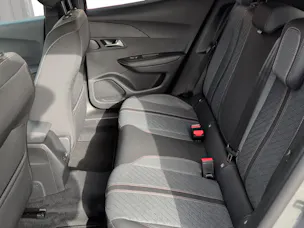 Peugeot 2008 1.2 Hybrid 145 Allure Premium