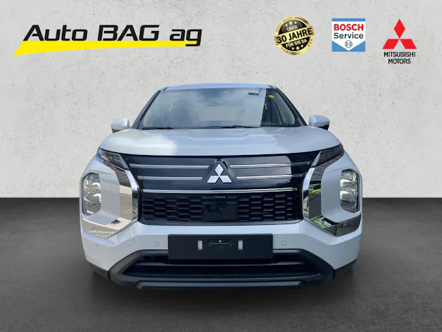 Mitsubishi Outlander 2.4 PHEV Inform 4x4