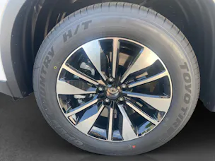 Mitsubishi Outlander 2.4 PHEV Inform 4x4