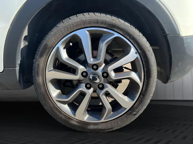 SsangYong Tivoli 1.6 e-XGi Sapphire