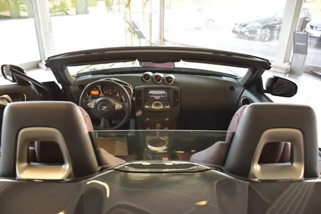 Nissan 370 Z Roadster Pack