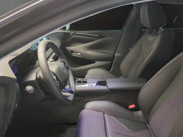 DS Automobiles AUTOMOBILES DS 4 1.2 MHEV Ligne Noire
