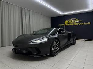 McLaren GT