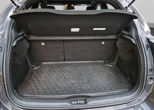 Vehicle image 14 Vehicle image 14