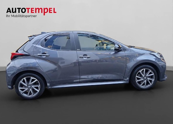 Vehicle image 4 Vehicle image 4