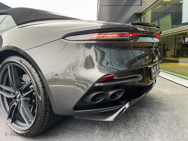 Aston Martin DBS Superleggera Volante 5.2 V12 Bi-Turbo