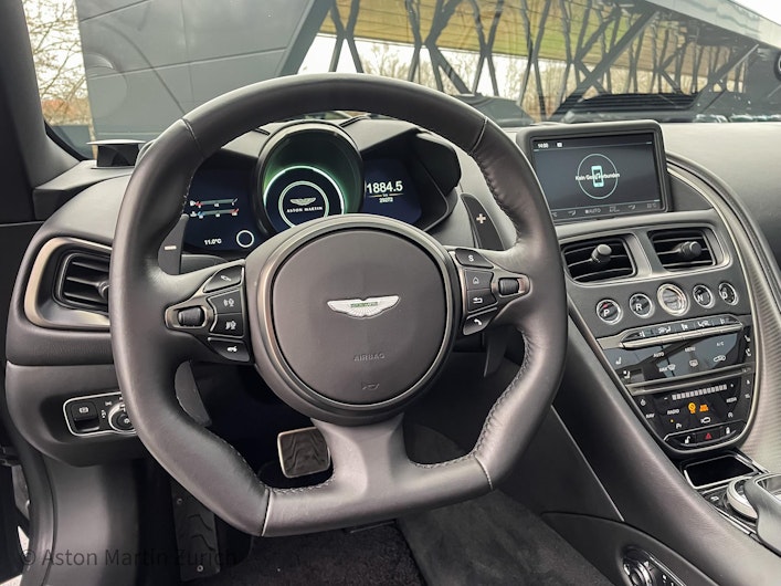 Vehicle image ASTON MARTIN DBS