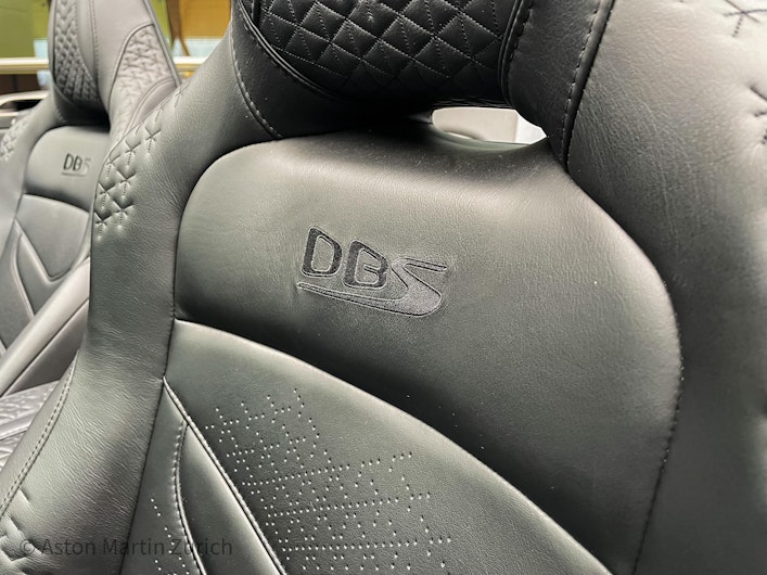 Vehicle image ASTON MARTIN DBS