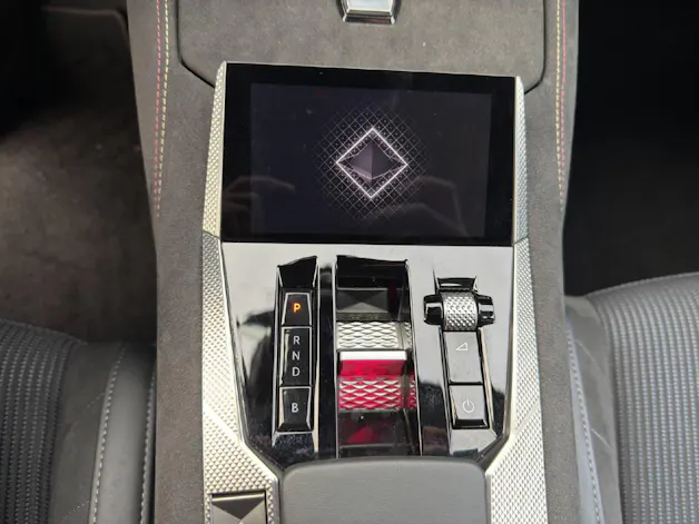 DS Automobiles 4 1.6 E-Tense Ligne Noire