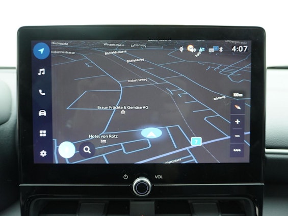 Vehicle image 18 Vehicle image 18