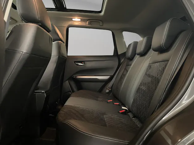 Suzuki Vitara 1.4 T Compact Top Hybrid 4x4