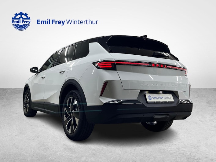 Vehicle image OPEL GRANDLAND